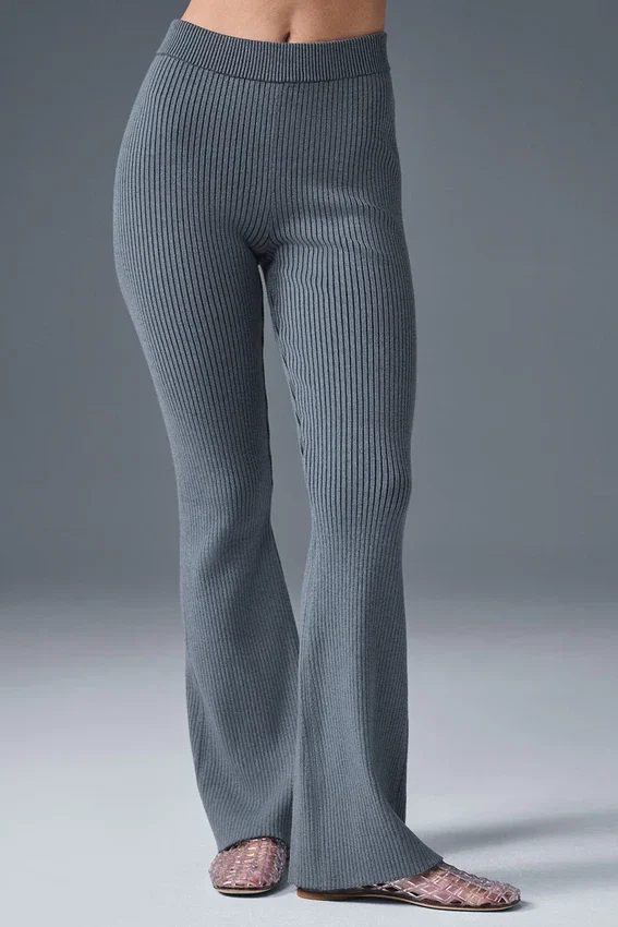 High-Waist, utsvängda byxor i denimstickat – stålgrå/antracit