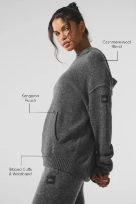 Huvtröja i ull och kashmir från New Class – Platinum Grey