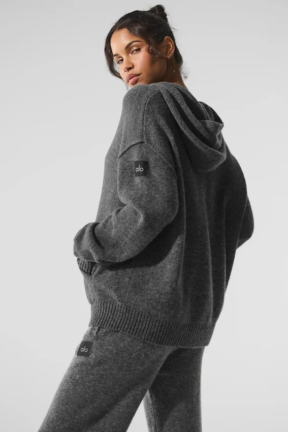 Huvtröja i ull och kashmir från New Class – Platinum Grey