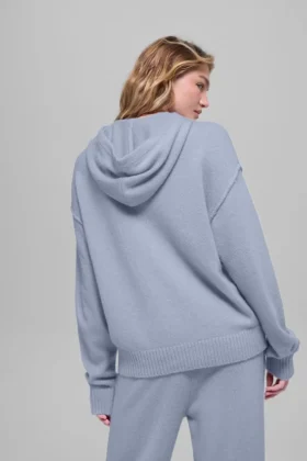 Huvtröja i ull och kashmir från New Class – Winter Frost