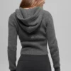 Huvtröja i ull och kashmir med ribbade detaljer och hel dragkedja – Platinum Grey