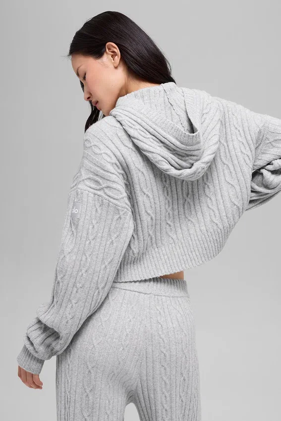 Huvtröja Winter Bliss i kabelstickning – Athletic Heather Grey