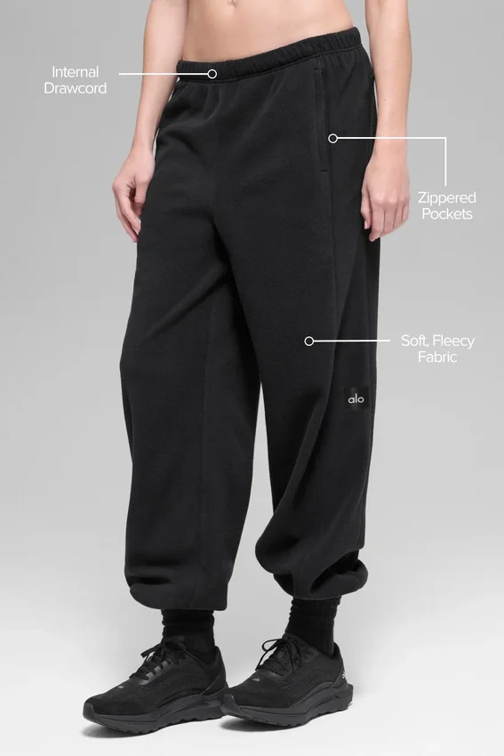 Joggingbyxor i polarfleece med High-Waist-design – svart