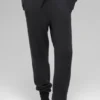 Joggingbyxor i ull och kashmir med High-Waist – New Class – Svart