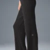 Kashmir-byxor med High-Waist-design och fluffig våffelstruktur – mörk gråmelerad