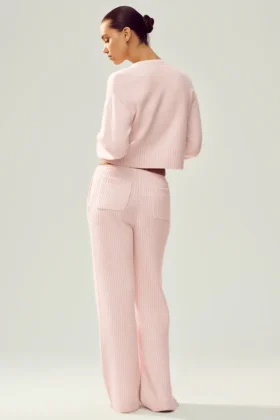 Kashmir-byxor med High-Waist och raka ben i modellen Northstar – Frosted Pink
