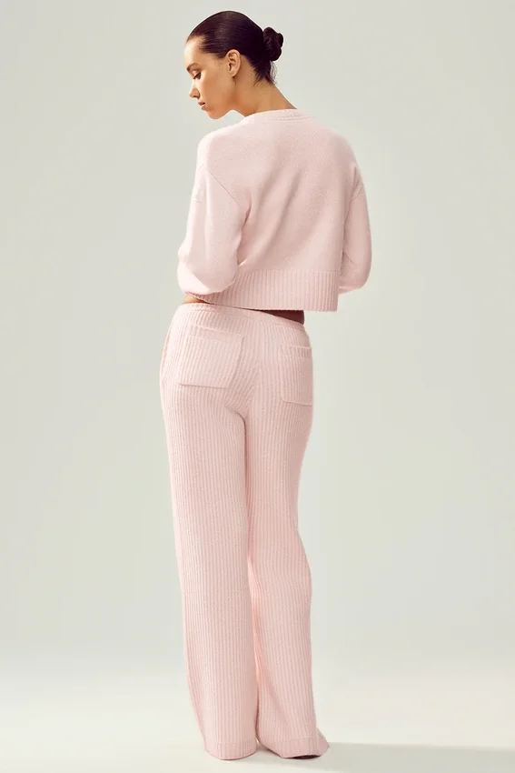 Kashmir-byxor med High-Waist och raka ben i modellen Northstar – Frosted Pink