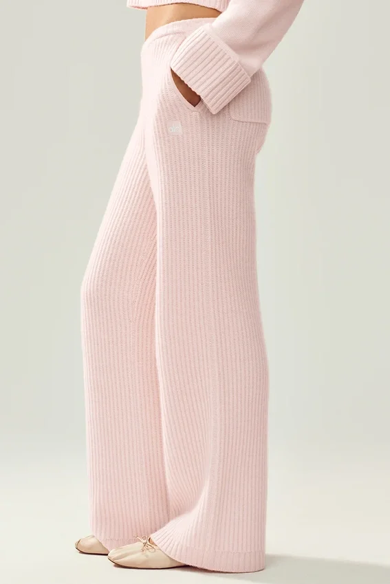 Kashmir-byxor med High-Waist och raka ben i modellen Northstar – Frosted Pink