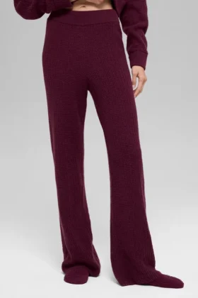 Kashmir-High-Waist-byxor i fluffig våffelstickning – vinröd