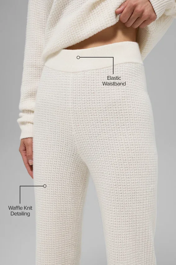 Kashmir-High-Waist-byxor med fluffig våffelstruktur – elfenben