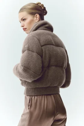 Kashmir Northstar-stickat med puffärmar – Alpine Cocoa Heather