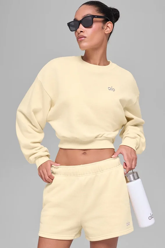 Kort Accolade-tröja med rund hals – Candlelight Yellow