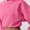 Kort Accolade-tröja med rund hals – Paradise Pink