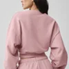 Kort Accolade-tröja med rund hals – Vintage Pink