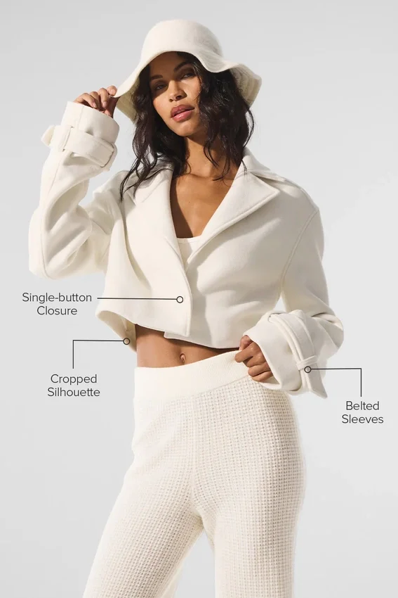 Kort Metro-trenchcoat i ull – elfenben