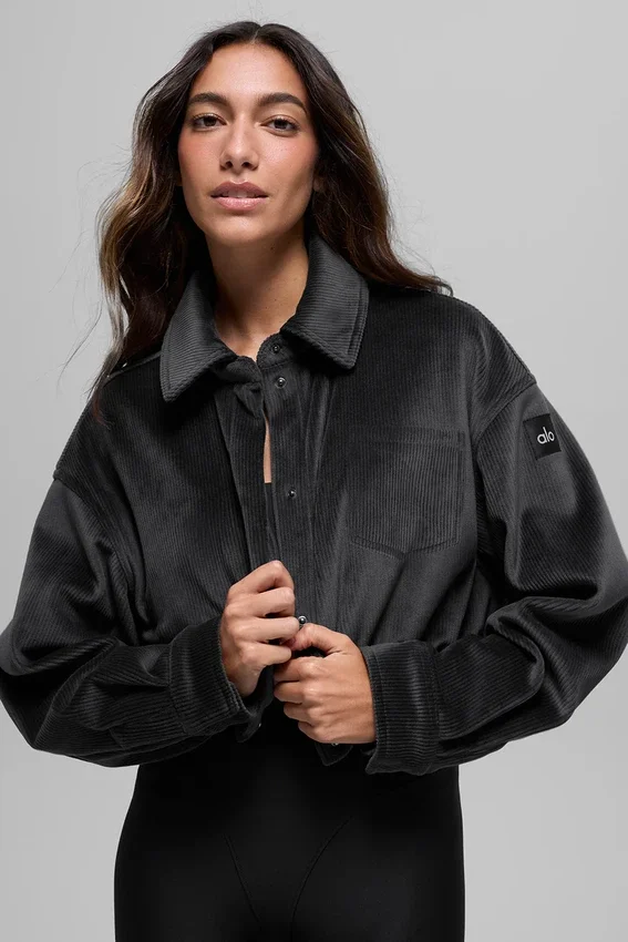 Kort Mountain Side-jackor i ribbad velour – svart