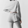 Kort Sway-tröja med rund hals – Athletic Heather Grey