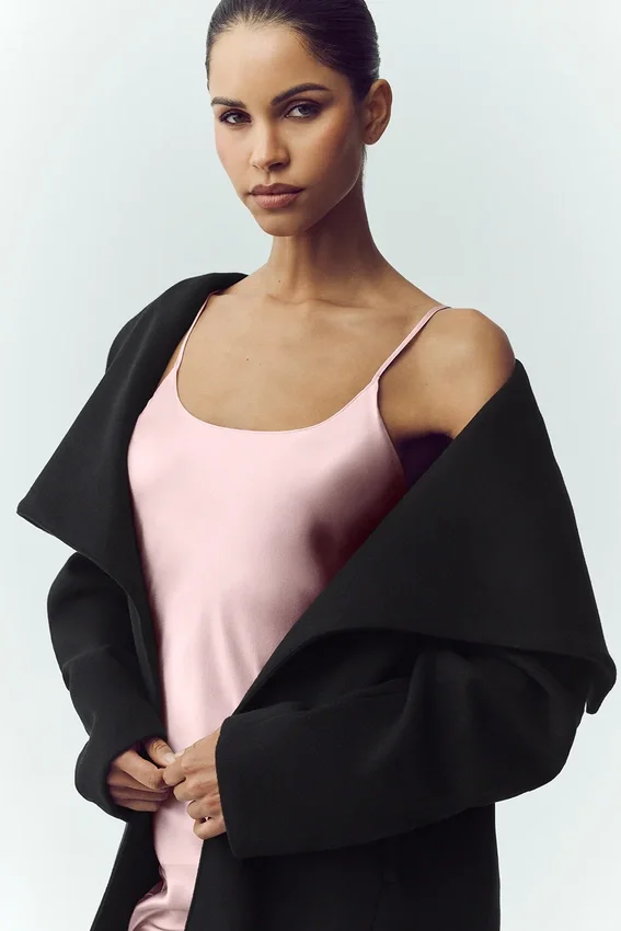 Lång kappa i ullblandning från Nightfall – svart
