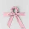 Love Knots Tie Scrunchie – vintage-rosa