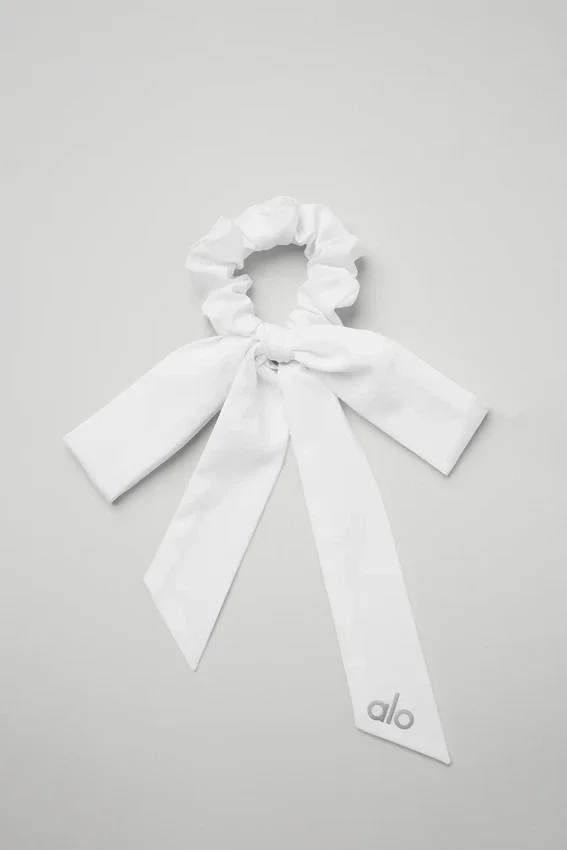 Love Knots Tie Scrunchie – Vit