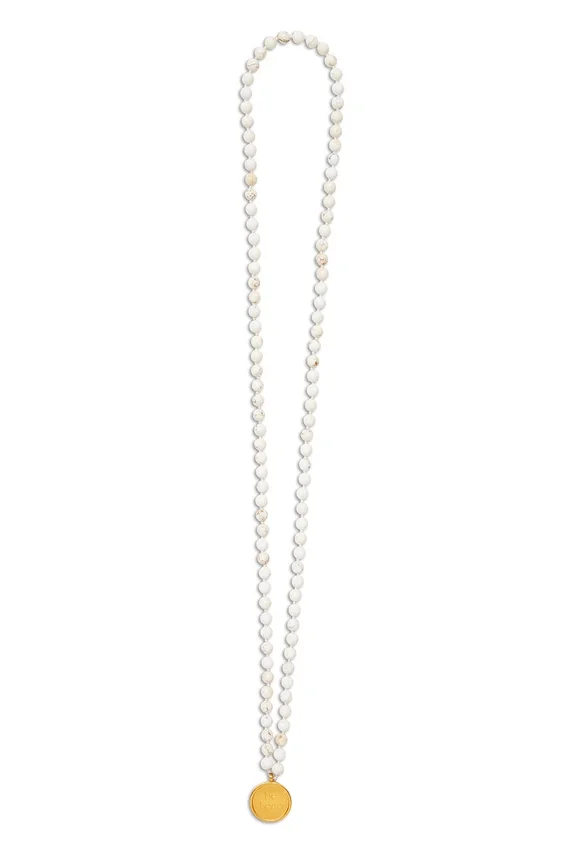 Mala-halsband i vit turkos