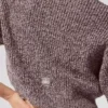 Marl-stickat kortärmt plagg – svampmarmorerat