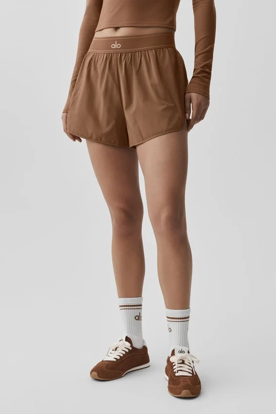 Match Point-shorts – solkysst brunt