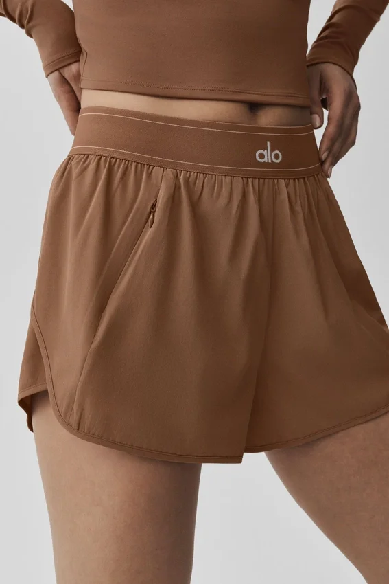Match Point-shorts – solkysst brunt
