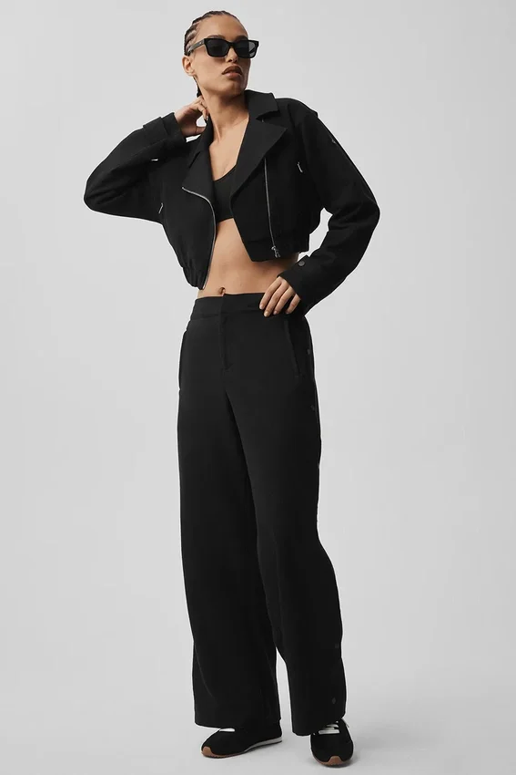 Mid-Rise Cosmopolitan Snap Byxor – svart