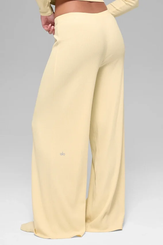 Mid-Rise Dreamlight Straight Byxor – Candlelight Yellow