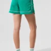 Motivate Track Shorts – Grankrön/Vit
