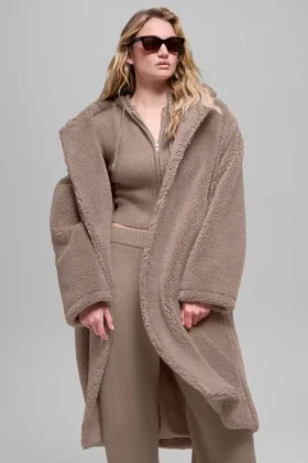 Oversized Sherpa-trench – Chai Latte