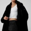 Oversized trenchcoat i fuskpäls – svart