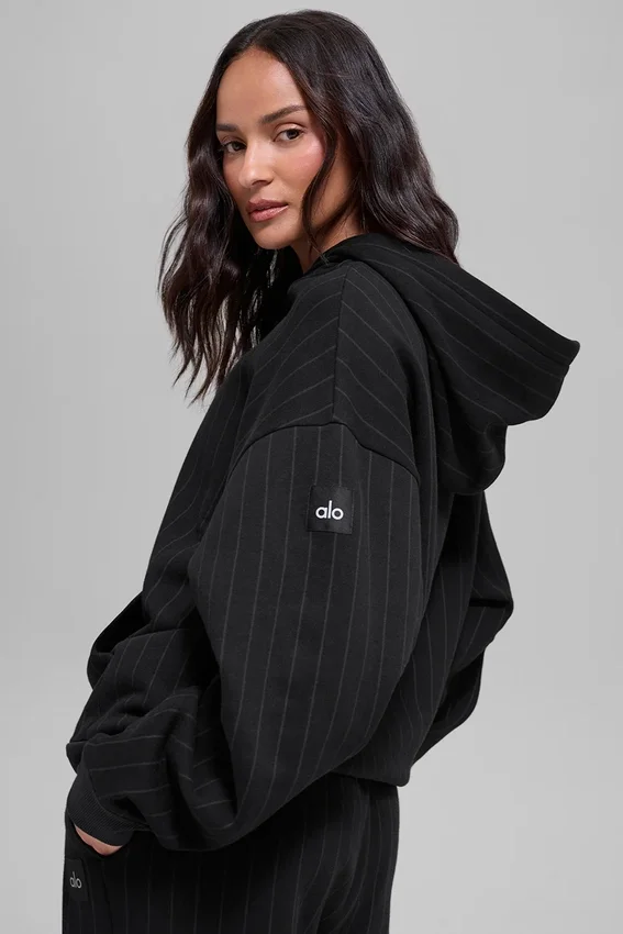Pinstripe Huvtröja – svart randig