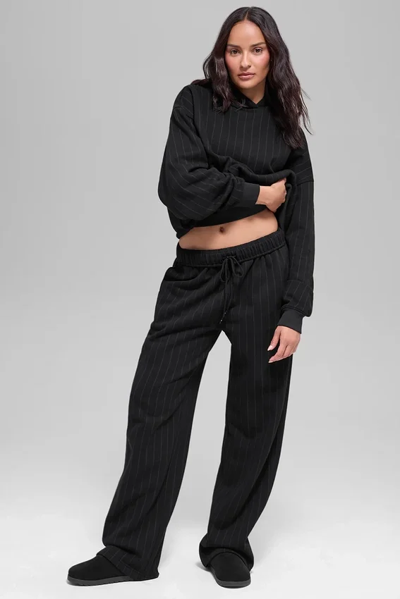 Pinstripe Huvtröja – svart randig