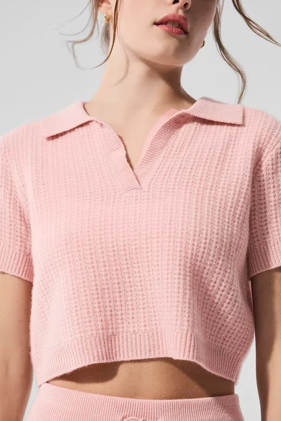 Polo-T-shirt i mjuk kashmir med våffelmönster – rosa kvarts