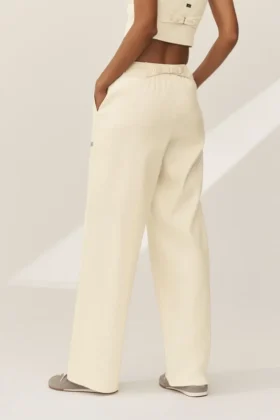 Riviera-byxor med vida ben i linneblandning – Sandy Beige