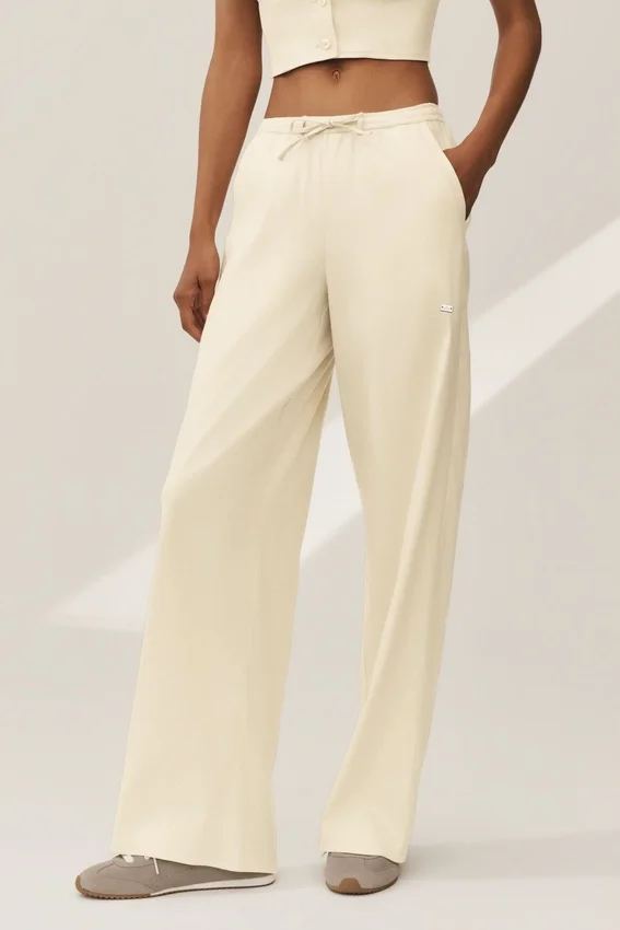 Riviera-byxor med vida ben i linneblandning – Sandy Beige