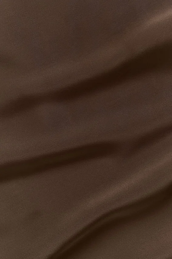 Satin Horizon kortärmad skjorta med knappar – Espresso