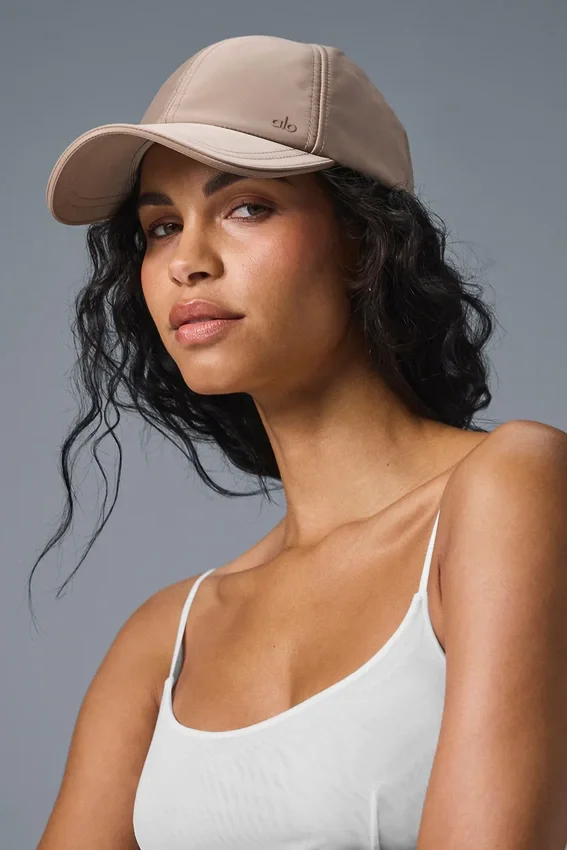 Satin Off-Duty-kepsar – Taupe Satin