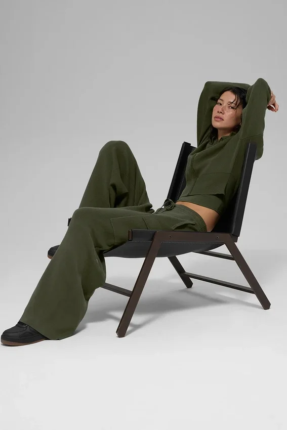 Scholar Knit High-Waist cargobyxor – olivgrön