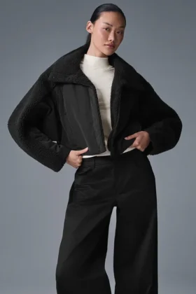 Sherpa Cozy Escape Puffer – Black/Black