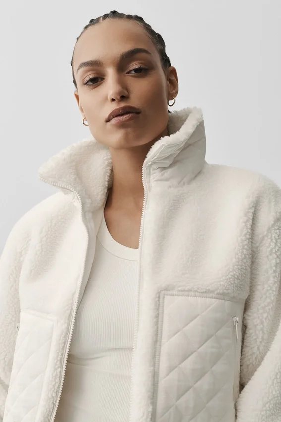 Sherpa Edge Bomber – Ivory
