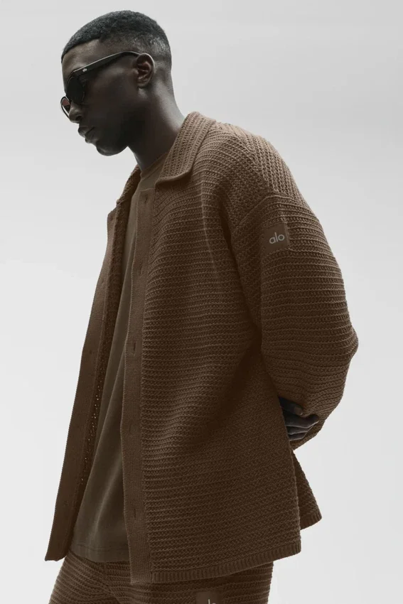 Shift Knit-tröja med knappar och långärmat designelement – Espresso