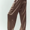 Silk Luminous Byxor (långa) – Alpine Cocoa