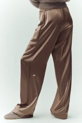 Silk Luminous Byxor (långa) – Alpine Cocoa