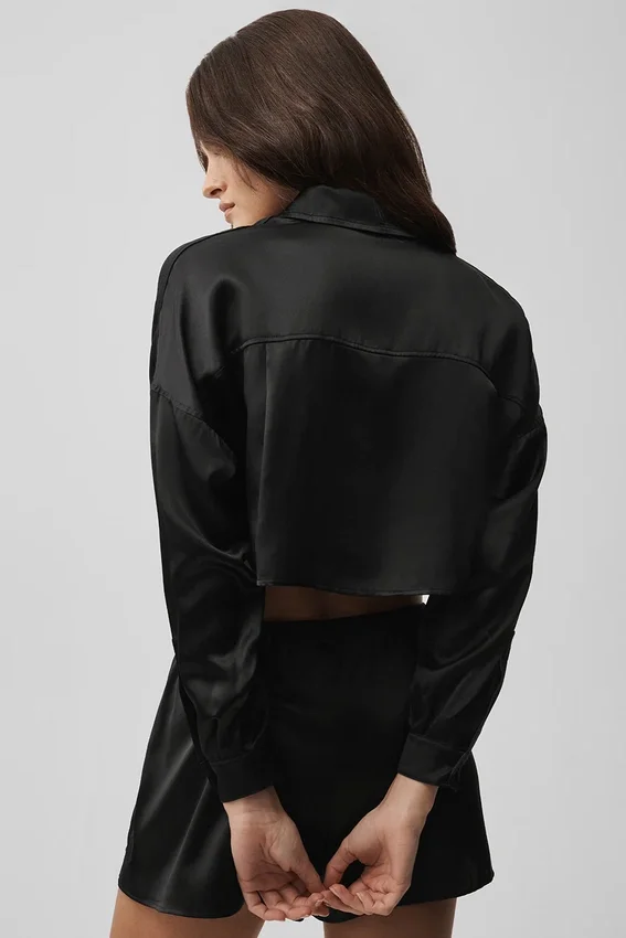 Silk Luminous Cropped Button Down Långärmat – Svart