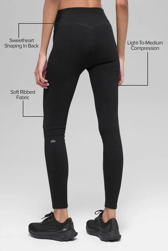 Sömlösa High-Waist-leggings med tvåfärgad ribbning – Svarta