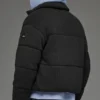 Stage Stickat Puffer – Svart