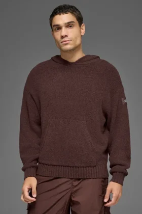 Strickad huvtröja med struktur – Brownstone